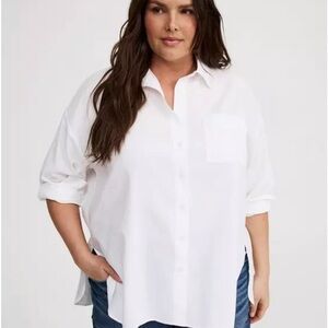 Torrid White Button-Up Shirt NWT